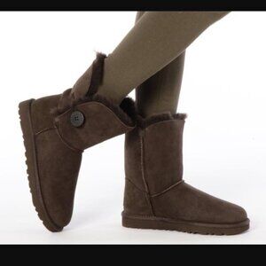 NWT UGG Brown Shearling Boots Size 10
